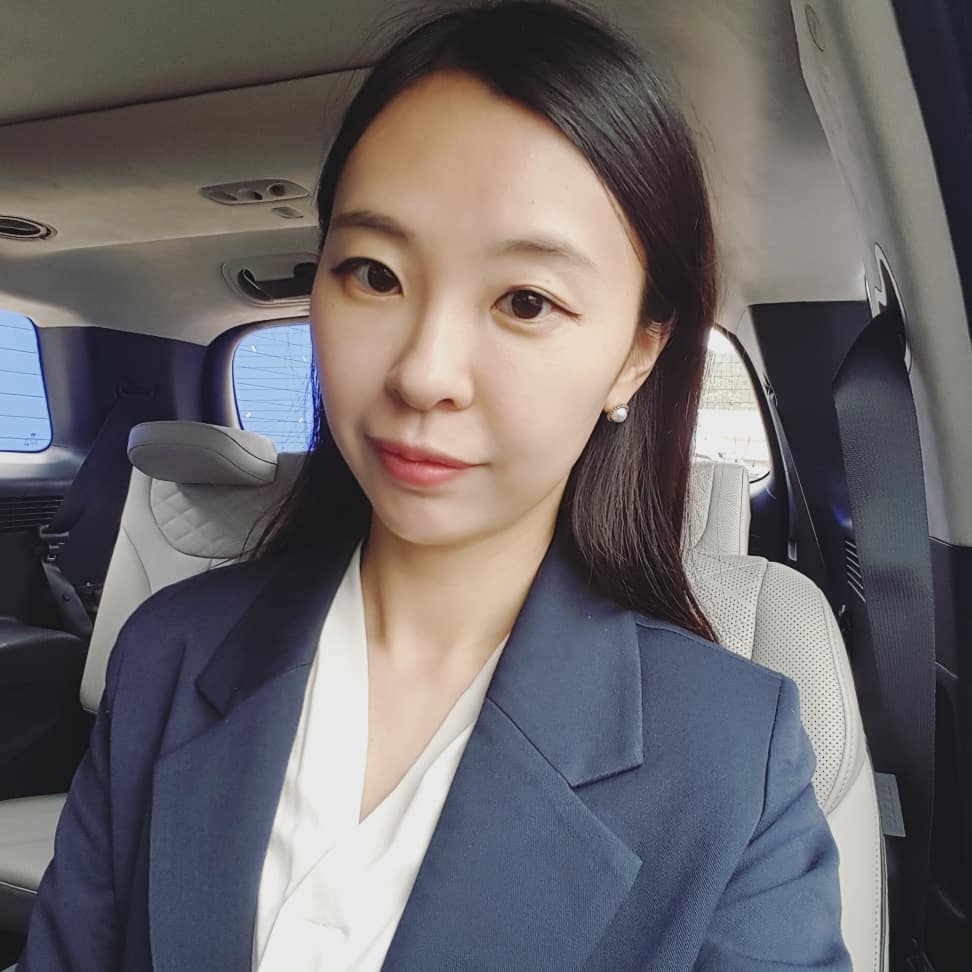 지영